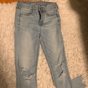 american eagle ripped skinny jeans